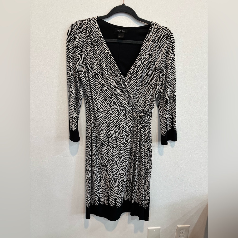 White House Black Market Black and White Dress Size 8